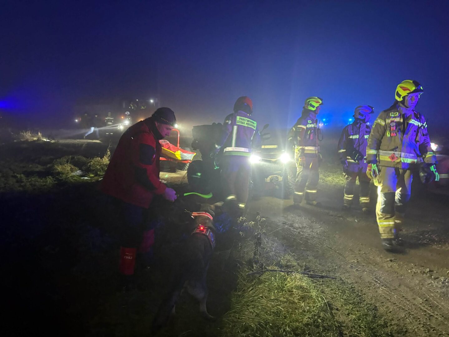 Katastrofa śmigłowca – poszukiwanie potencjalnych ofiar.